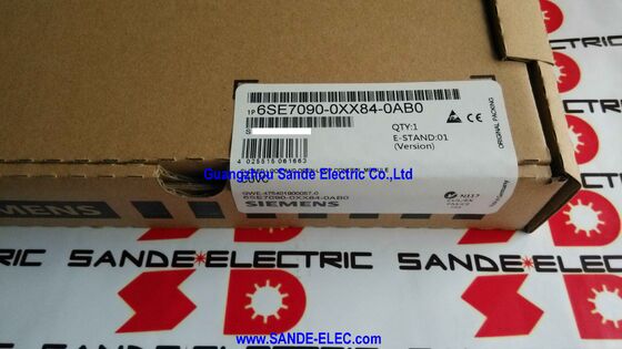 La carte principale du CUVC 6ES7090-0XX84-0AB0 6ES70900XX840AB0 6ES7O9O-OXX84-OABO doit être équipée d'un système de réglage de la fréquence.