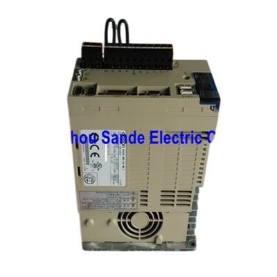 Le système de commande de l'OMRON R88D-WN10H-ML2 R88DWN10HML2