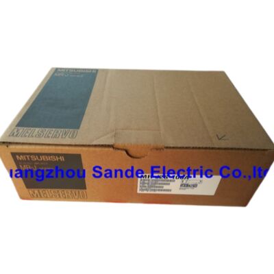 Moteur servo Mitsubishi MR-J2S-200A Expédition rapide MRJ2S200A MR-J2S-200A En stock