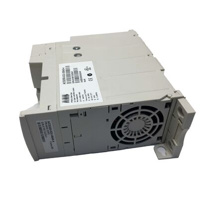 qualité  OEM 480VAC ABB VFD Variable Frequency Inverter ACS355-03U-08A8-4 usine