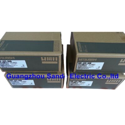 Le service d'entraînement est assuré par un système de freinage.