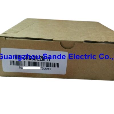 Le système d'alimentation est équipé d'un amplificateur de servo.