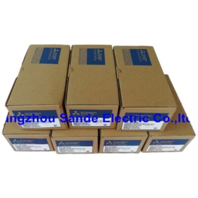 HC-KFS43 Nouveau Mitsubishi Servo Motor HCKFS43 Livraison rapide gratuite Garantie d'un an